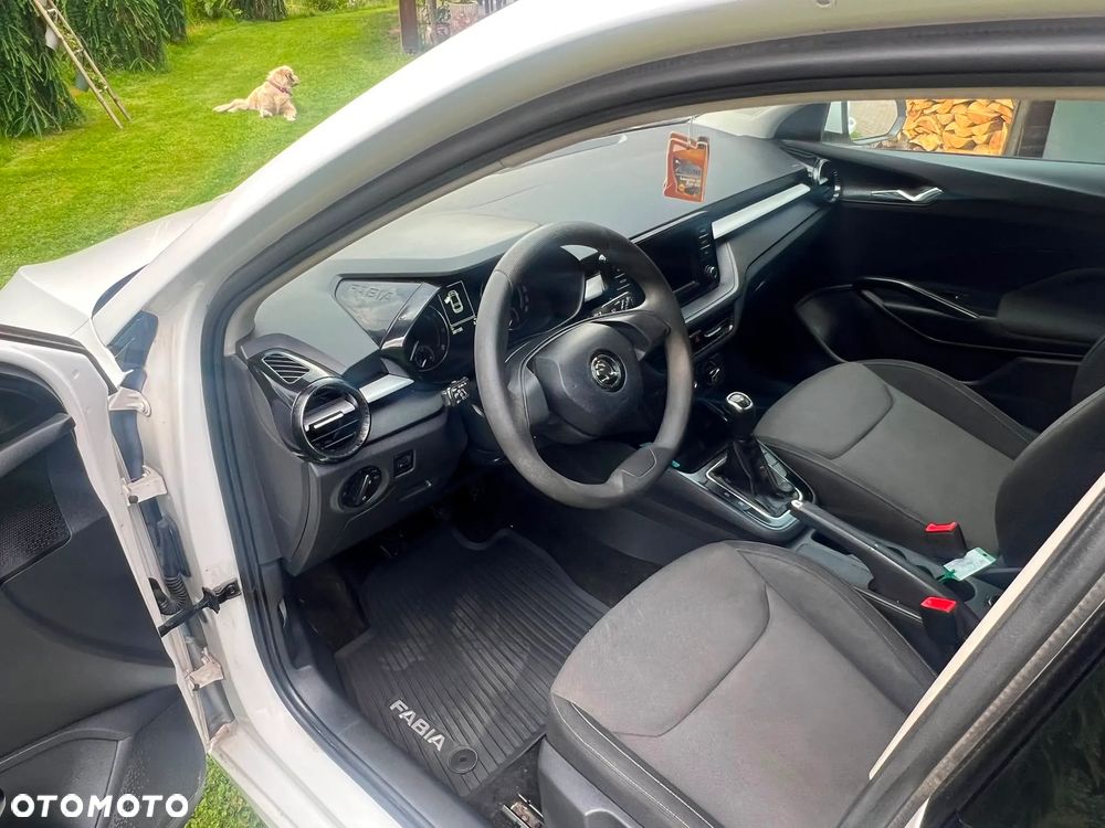 Skoda Fabia 1.0 Style - 8