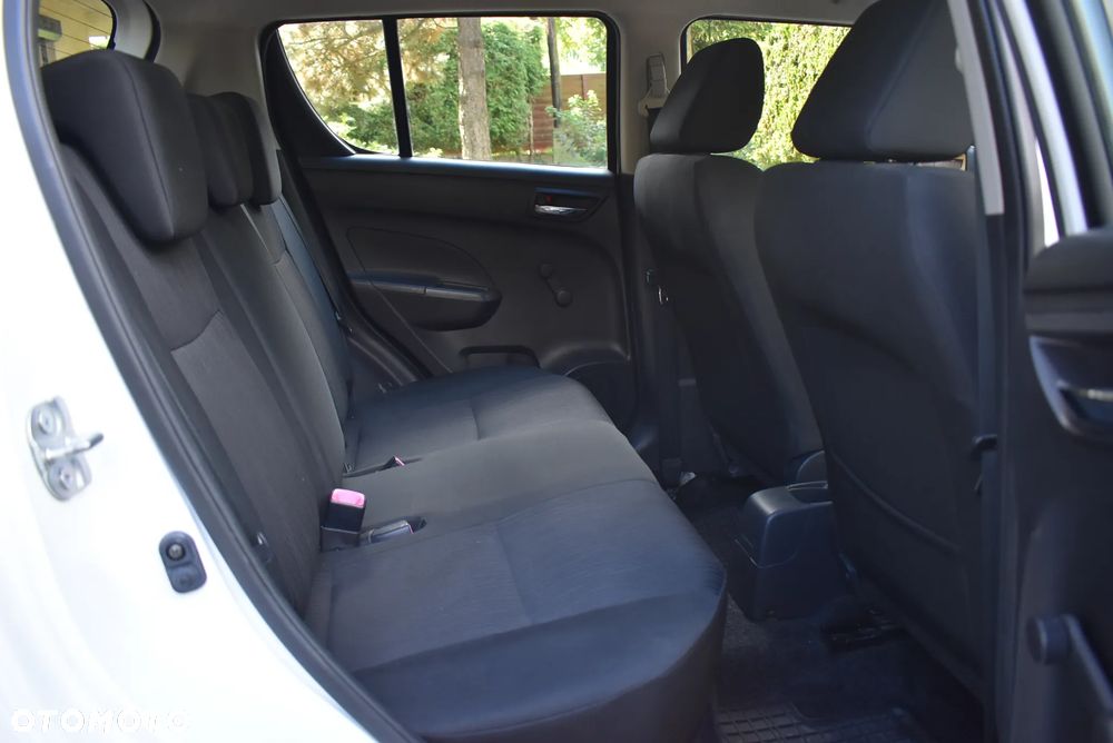 Suzuki Swift - 22