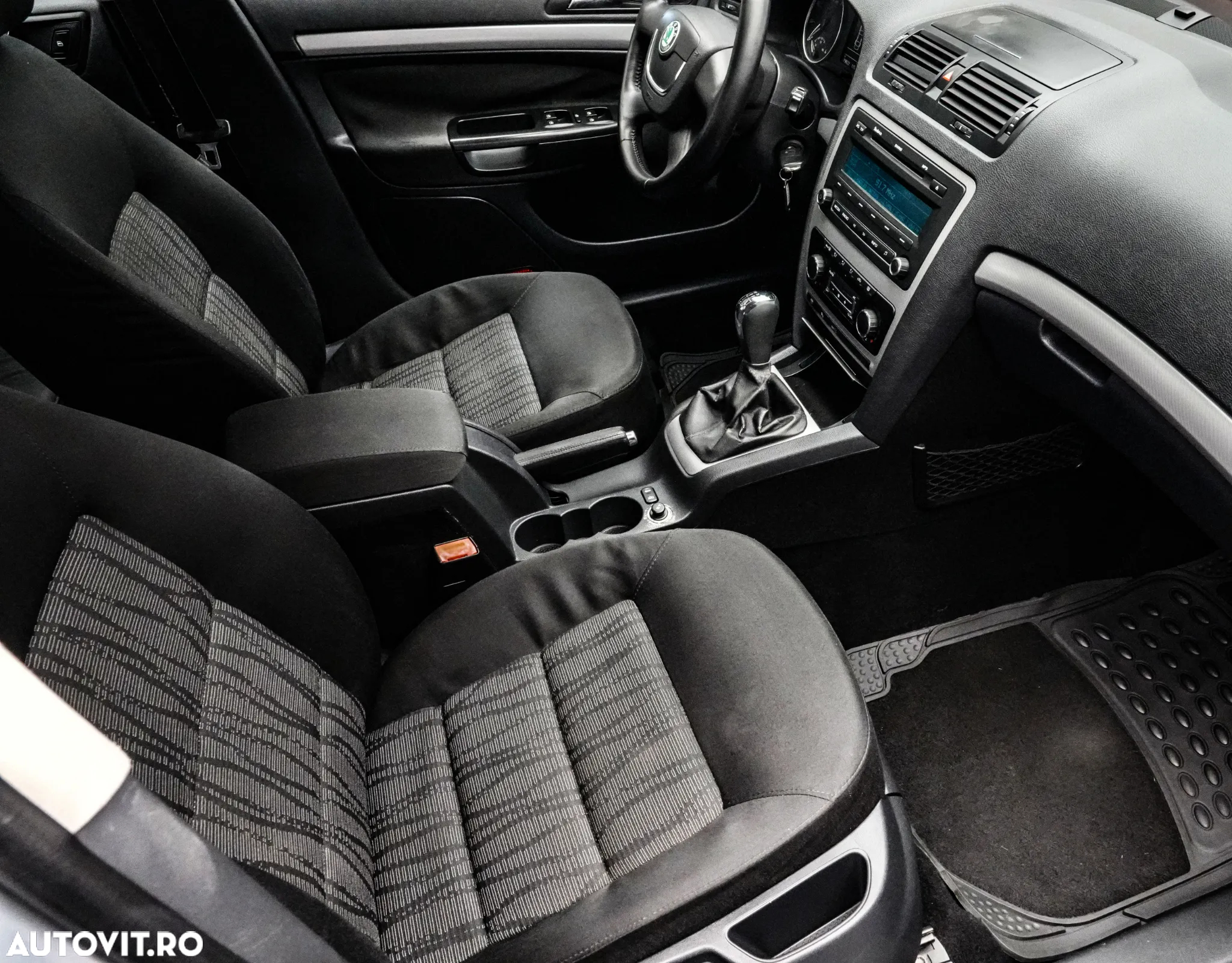 Skoda Octavia 1.4 TSI Bussiness - 10