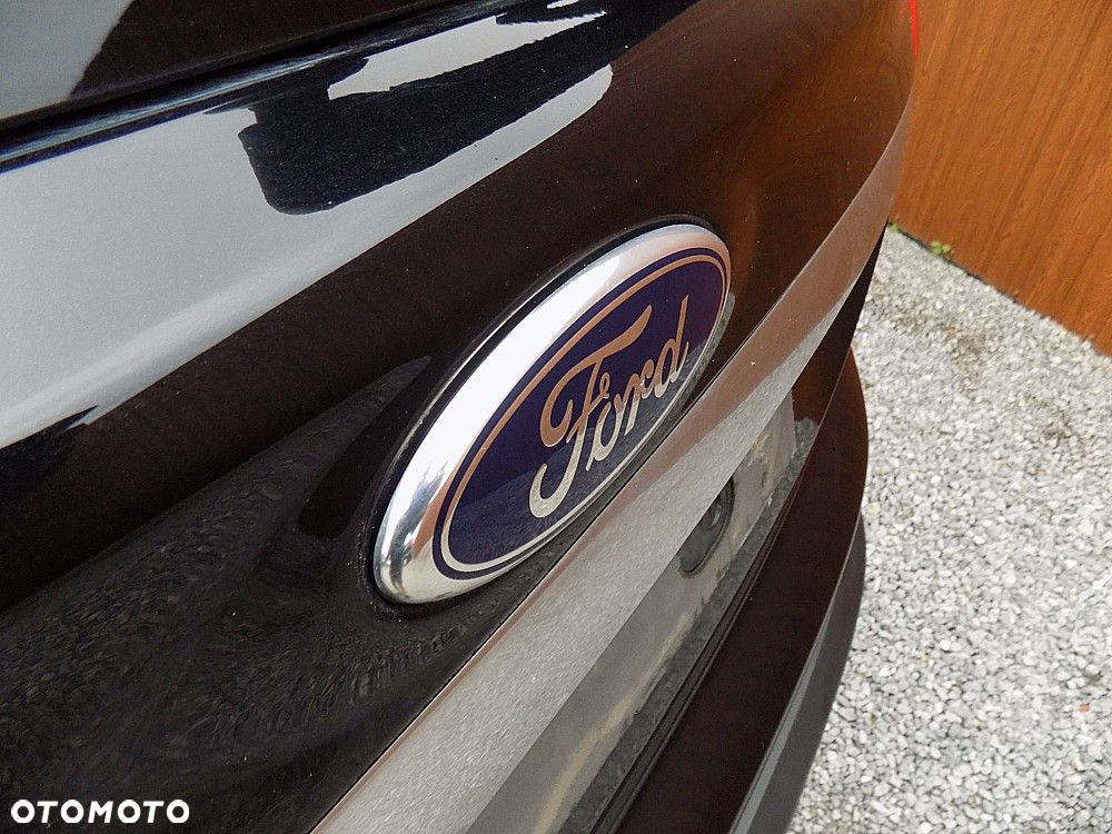 Ford S-Max 2.0 TDCi DPF Titanium - 27