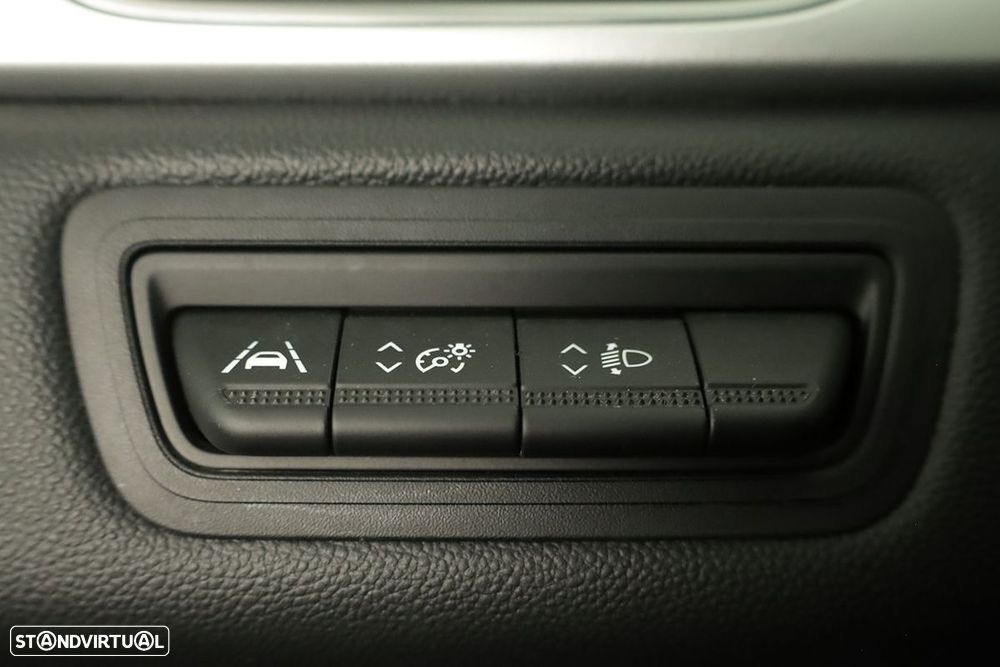 Renault Captur 1.0 TCe Techno Bi-Fuel - 20