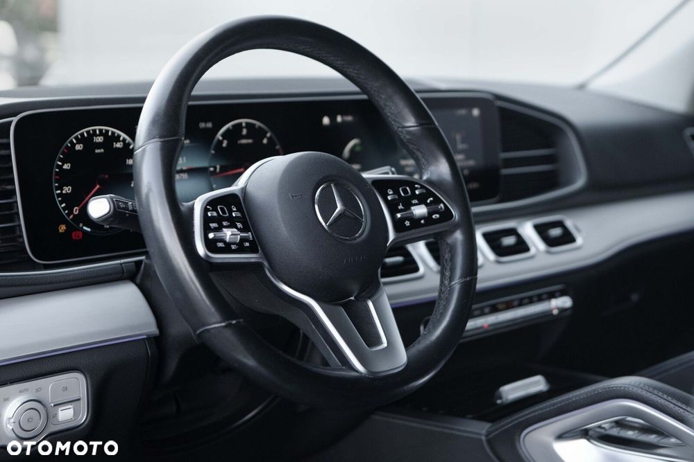Mercedes-Benz GLE - 22