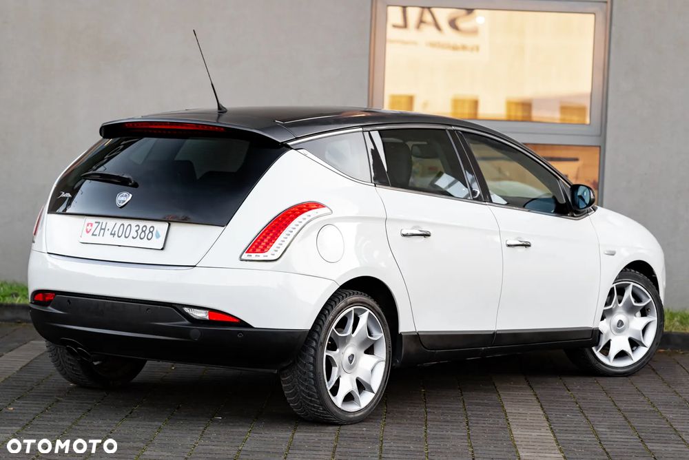 Lancia Delta 1.8 Di TurboJet 16v Automatik Platinum - 9