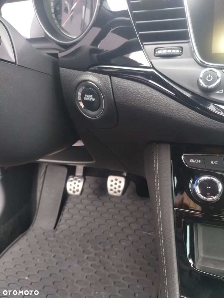 Opel Astra V 1.4 T GPF Dynamic S&S - 24