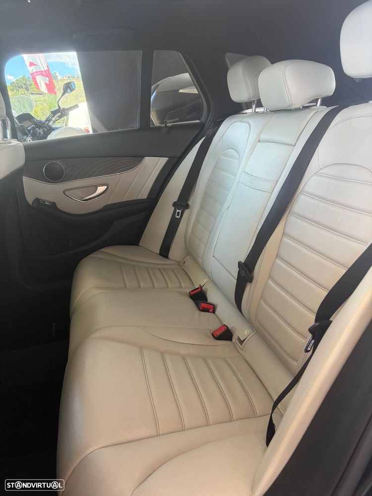 Mercedes-Benz C 220 (BlueTEC) d Station 7G-TRONIC AMG Line - 12