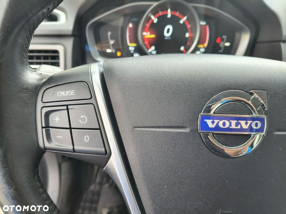 Volvo V70 2015