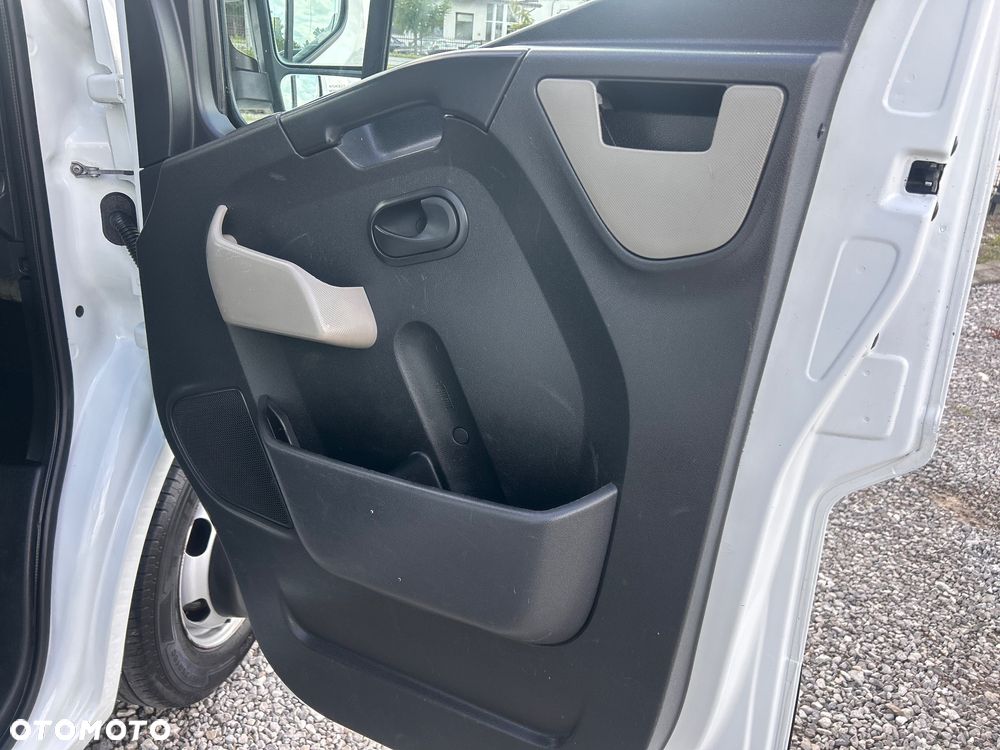 Renault Master - 27