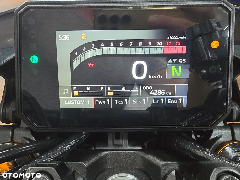 Yamaha MT - 27