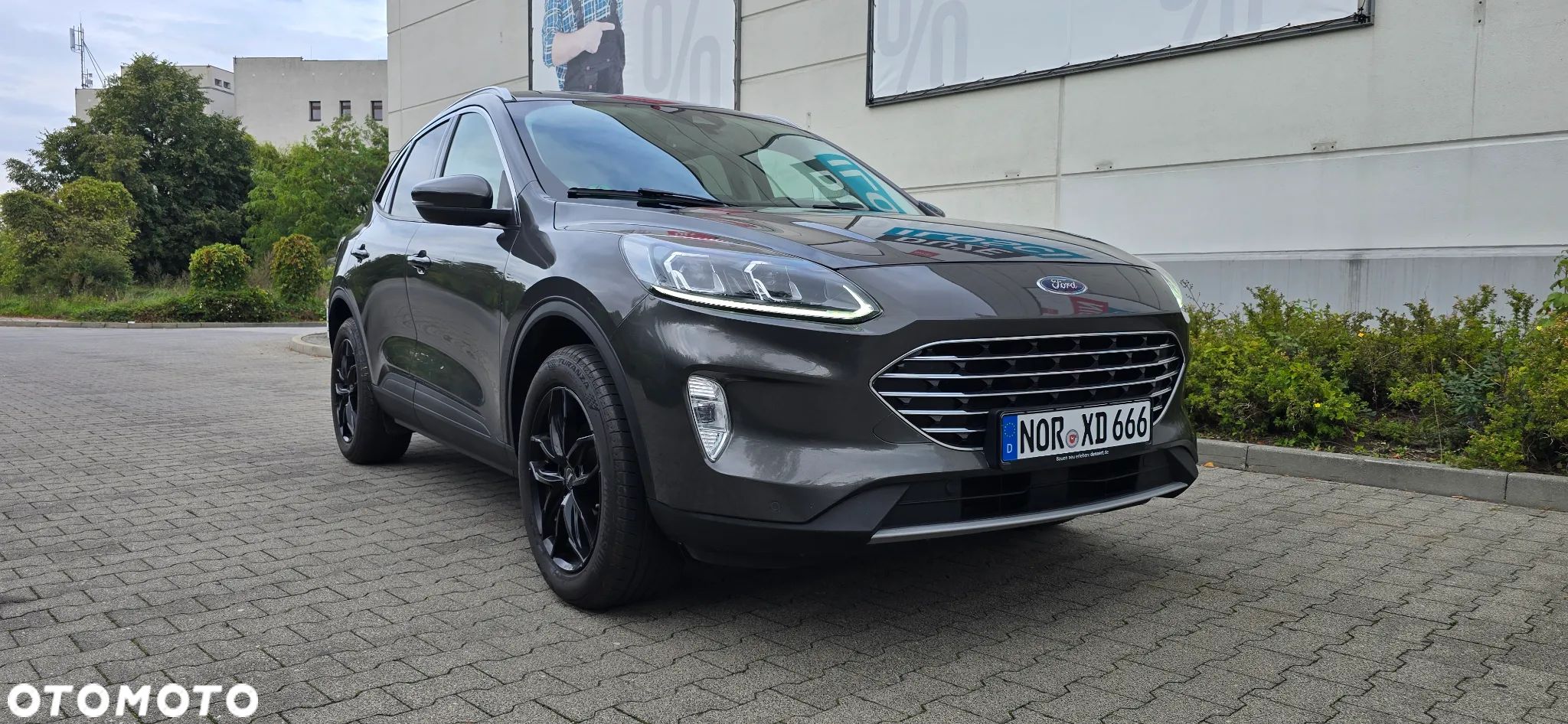 Ford Kuga 2.0 EcoBlue 4x4 TITANIUM - 1