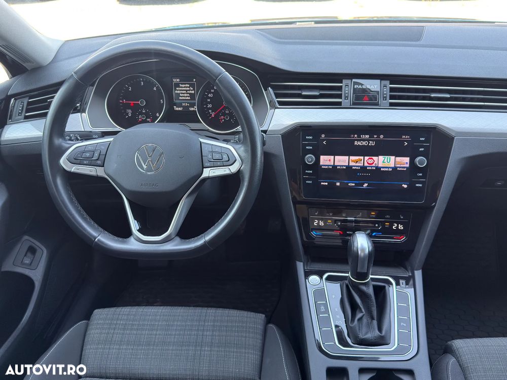 Volkswagen Passat 2.0 TDI DSG Comfortline - 11