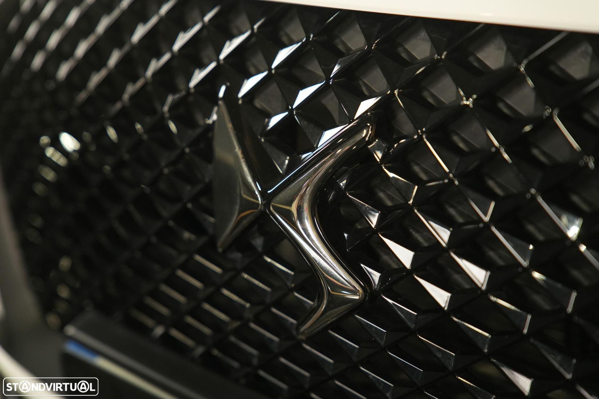 DS DS7 Crossback 1.5 BlueHDi Performance Line EAT8 - 8