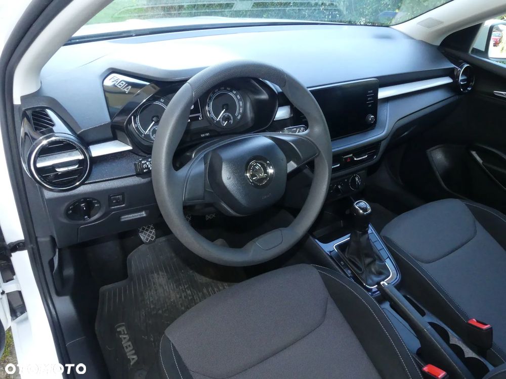 Skoda Fabia 1.0 TSI Ambition - 6