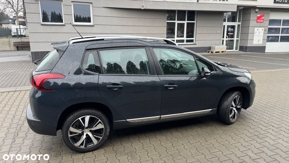 Peugeot 2008 BlueHDi 100 Active - 11