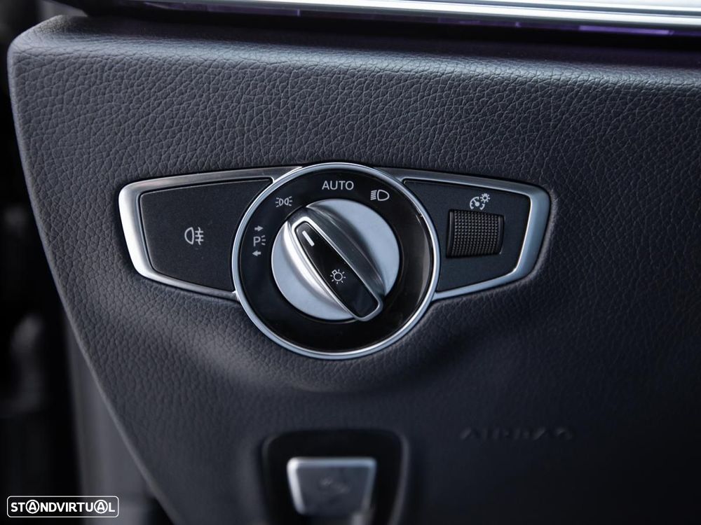 Mercedes-Benz E 300 de 4Matic 9G-TRONIC - 21