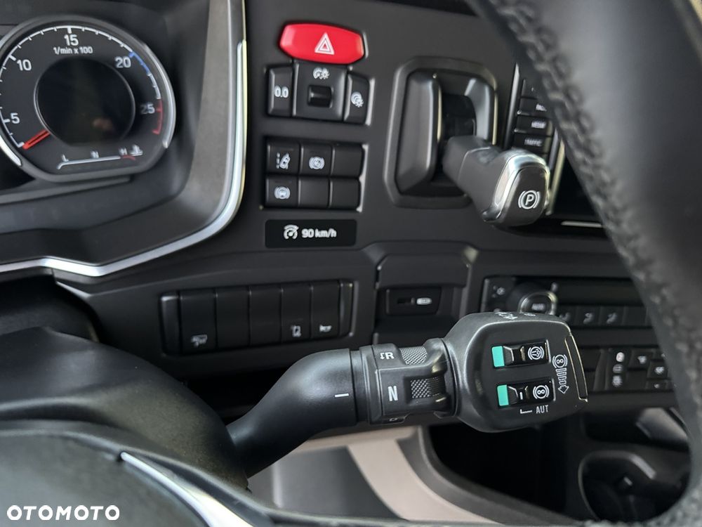 Scania S 450 / ACC / OBRACANY FOTEL / FULL LED / RETARDER / DUŻA NAVI / VIRTUAL KOKPIT / Z NIEMIEC - 35