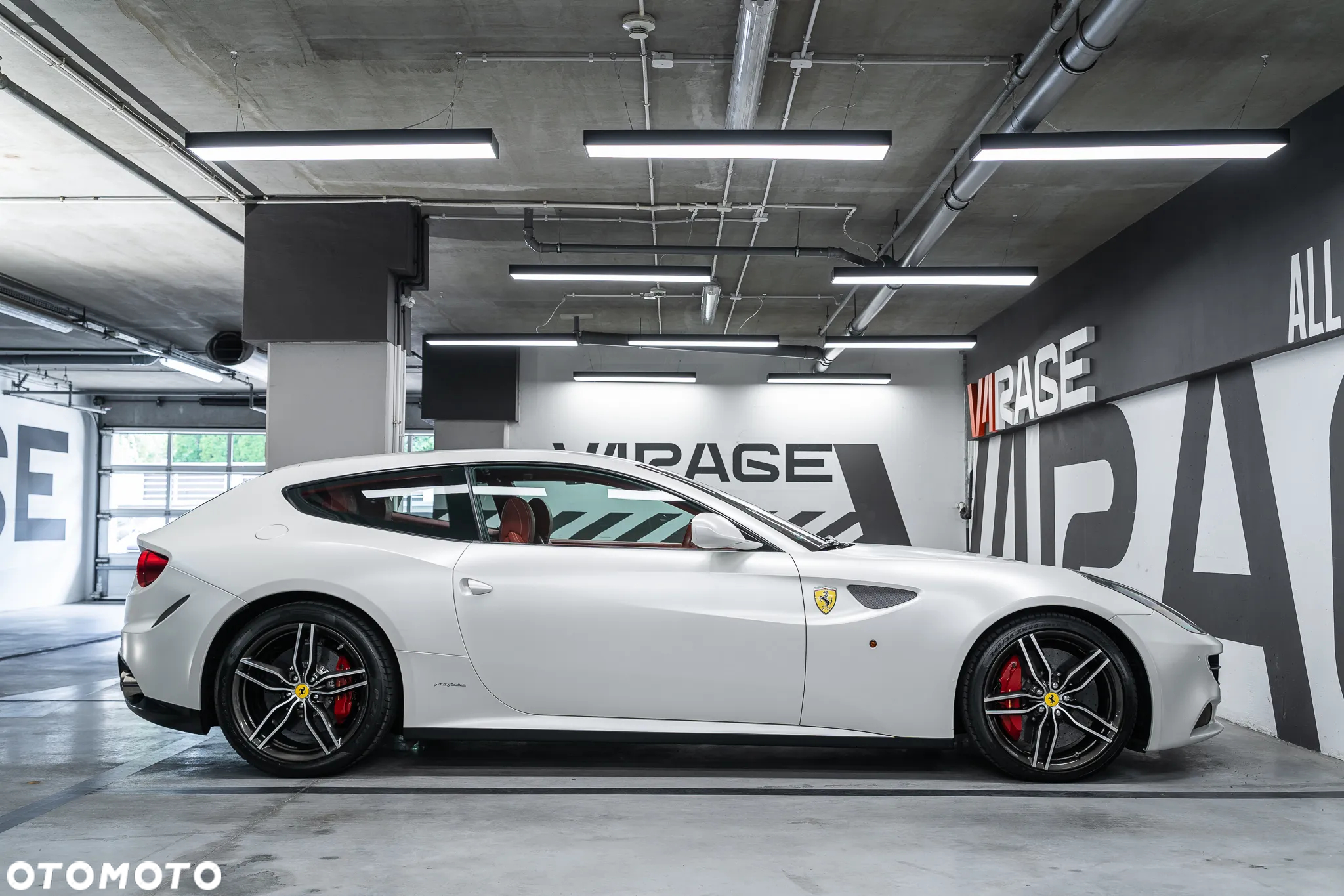 Ferrari FF Standard - 8