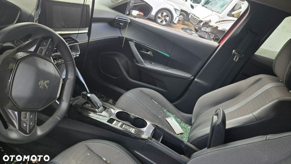 Peugeot 2008 - 16