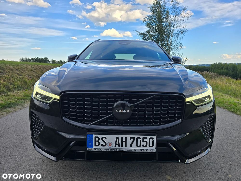 Volvo XC 60 B5 B AWD Plus Dark - 3