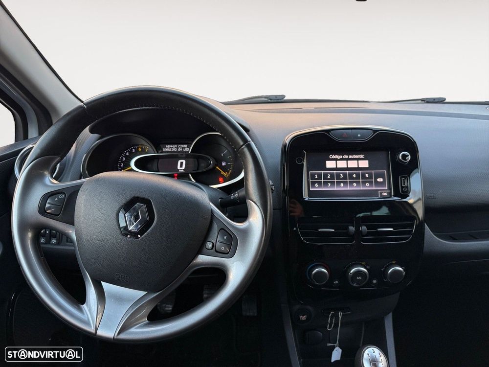Renault Clio 0.9 TCe Limited - 11