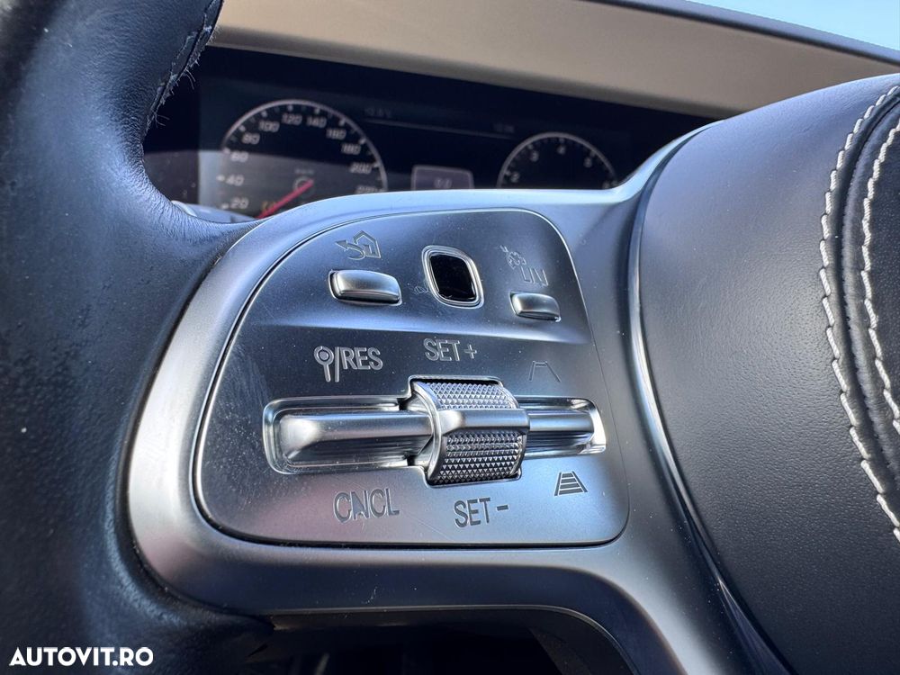 Mercedes-Benz S Maybach 560 4Matic 9G-TRONIC - 35