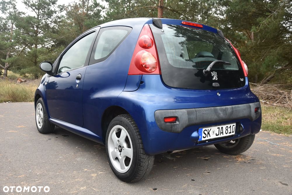 Peugeot 107 2008 photo 5