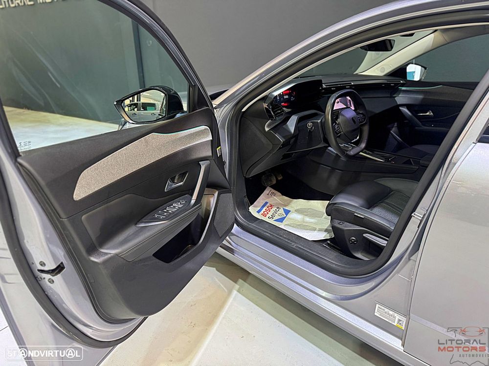 Peugeot 308 SW 1.2 PureTech Allure Pack EAT8 - 14