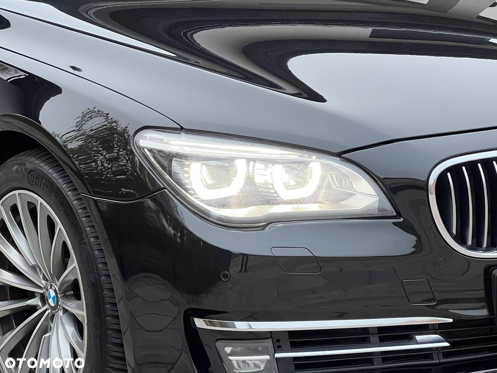BMW Seria 7 740d xDrive Edition Exclusive - 16