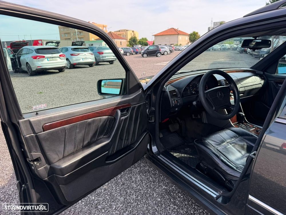 Mercedes-Benz C 250 - 14