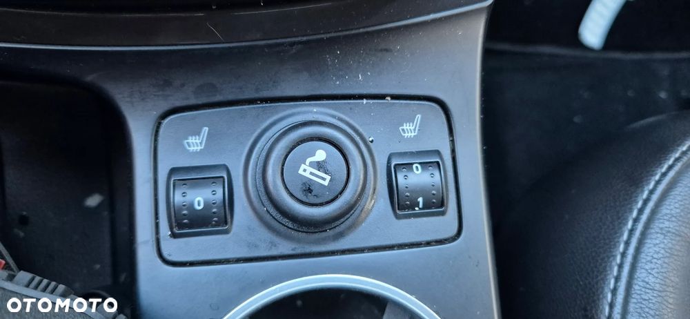 Ford Kuga 2.0 TDCi 4x4 Individual - 12