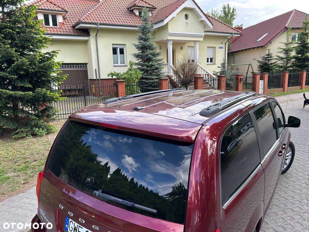 Dodge Grand Caravan ver-3-6-r-t - 24
