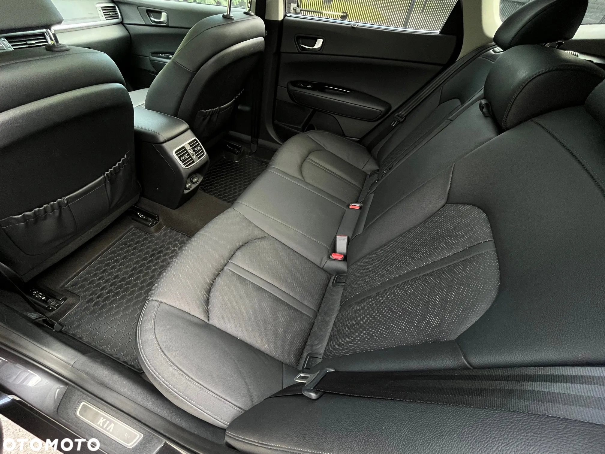 Kia Optima Plug-in Hybrid - 18