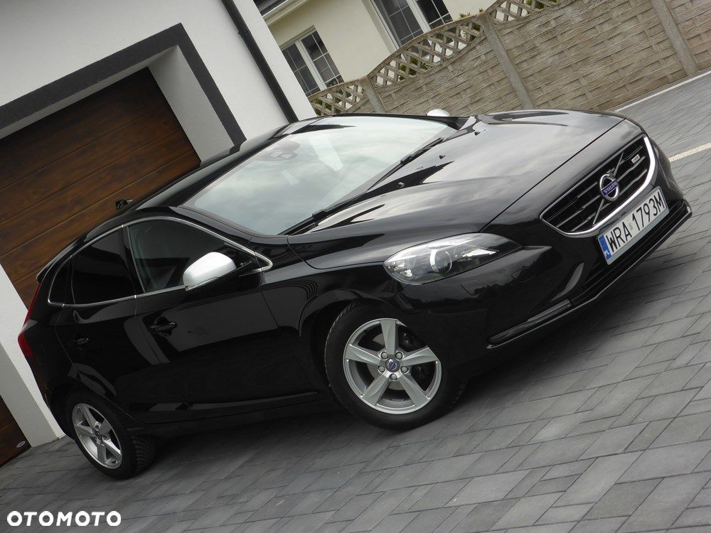 Volvo V40 D2 Momentum - 11