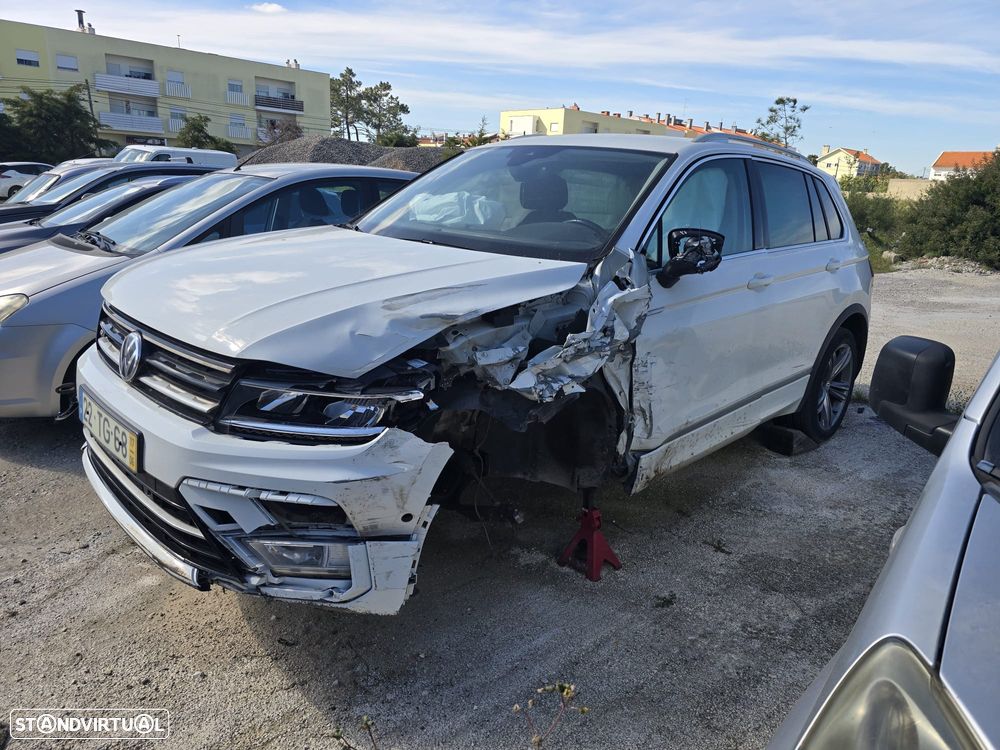 VW Tiguan 2.0 TDI R-Line DSG 4Motion - 2