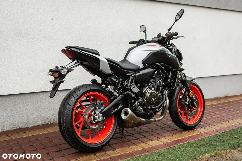 Yamaha MT - 4