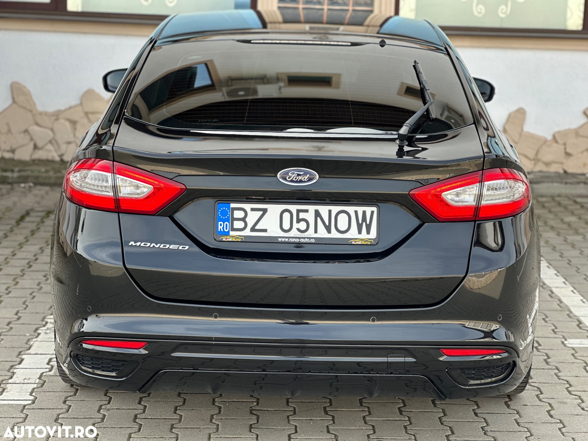Ford Mondeo 2.0 TDCi Powershift Business - 5