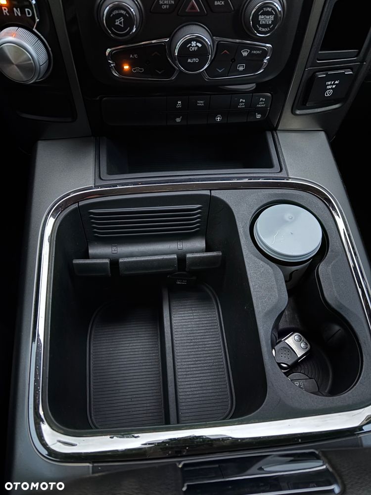 RAM 1500 - 18