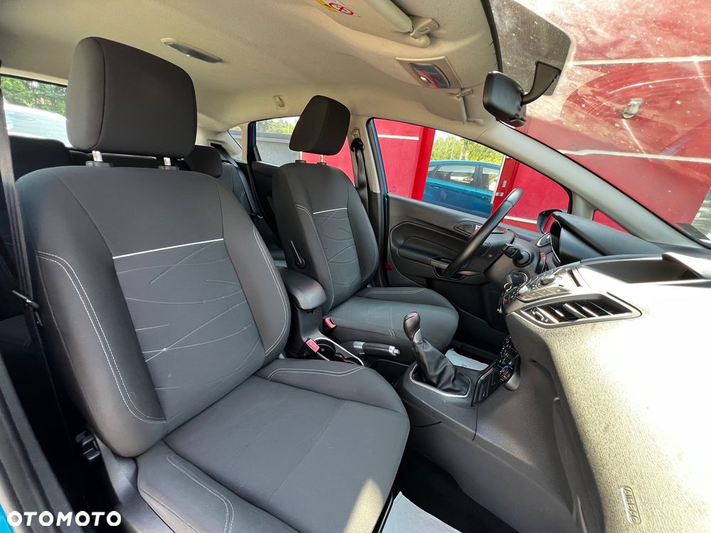 Ford Fiesta - 16