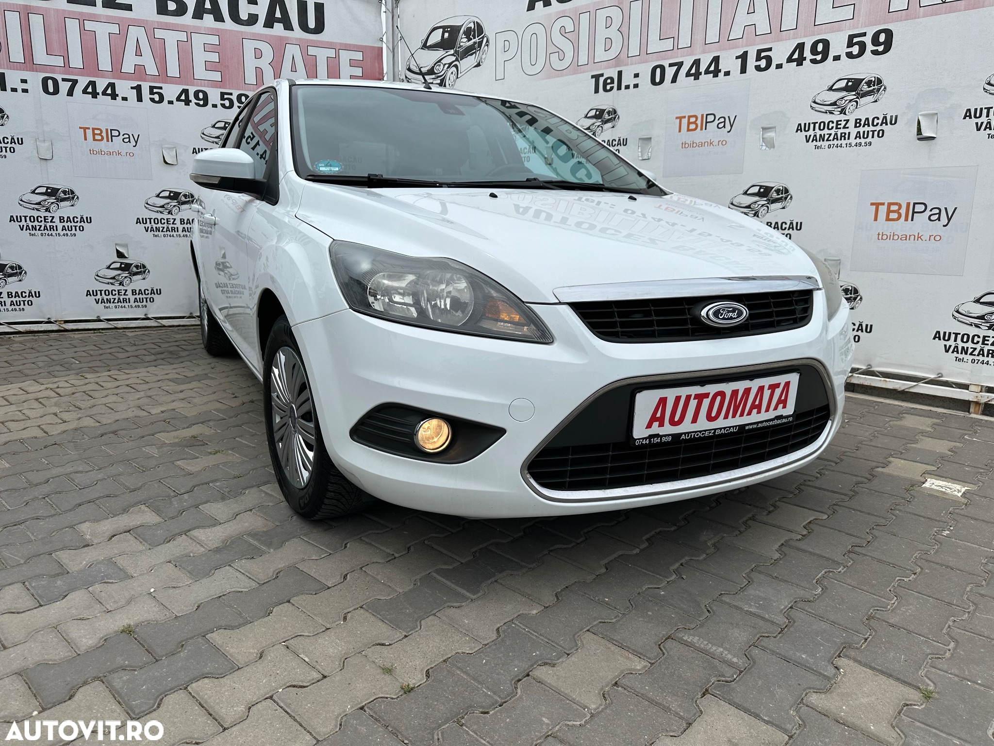 Ford Focus - 10