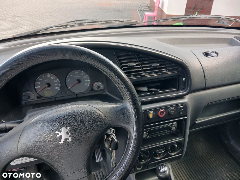 Peugeot Partner - 8