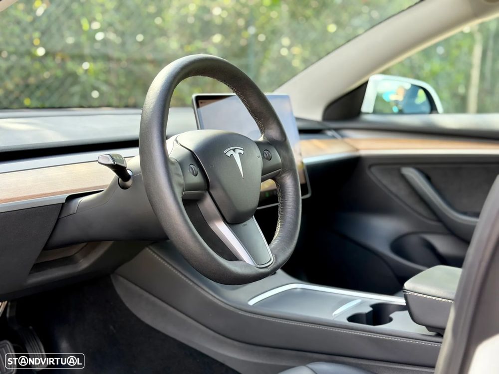 Tesla Model 3 Tração Traseira Premium - 16