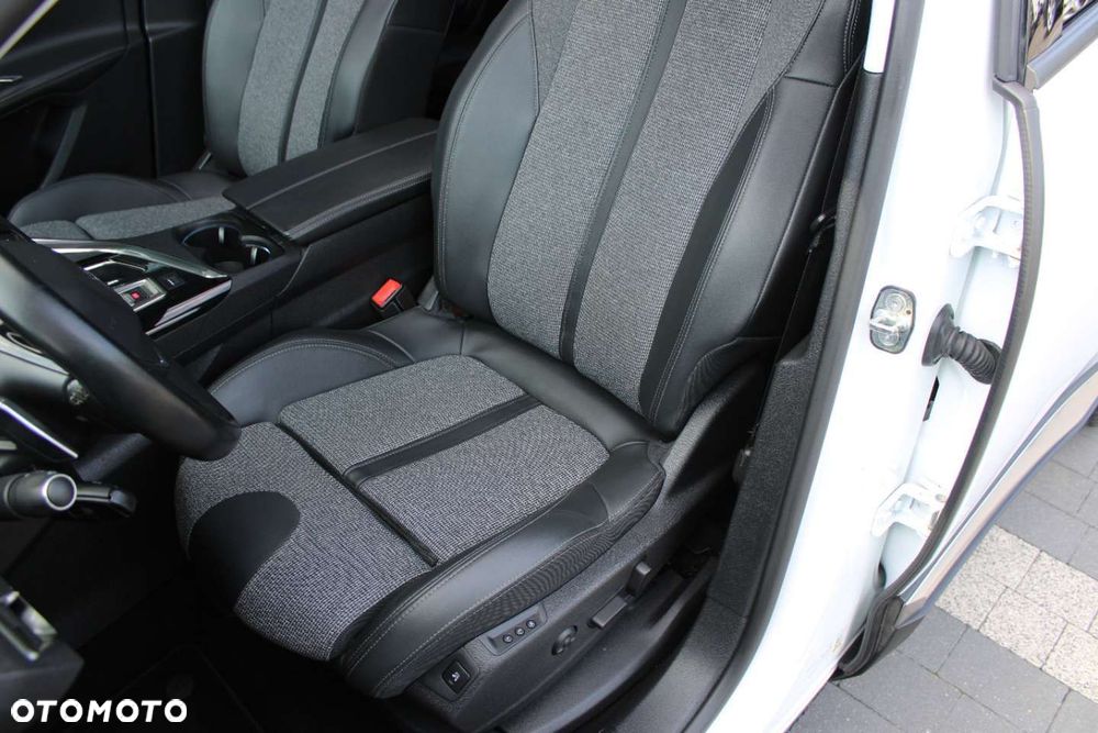 Peugeot 5008 - 21