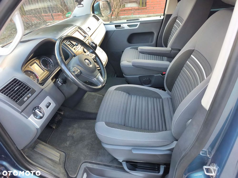 Volkswagen Multivan - 5