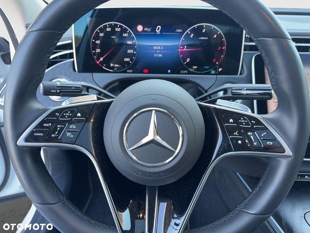 Mercedes-Benz Klasa E 220 d mHEV 4-Matic Avantgarde 9G-Tronic - 14