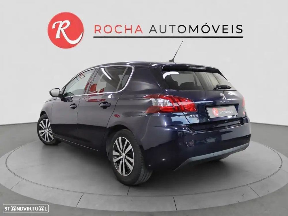 Peugeot 308 1.2 PureTech Allure — fotografia 9