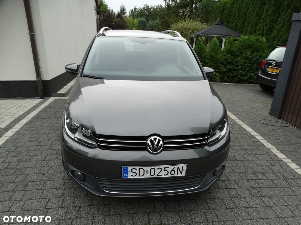 Volkswagen Touran - 15