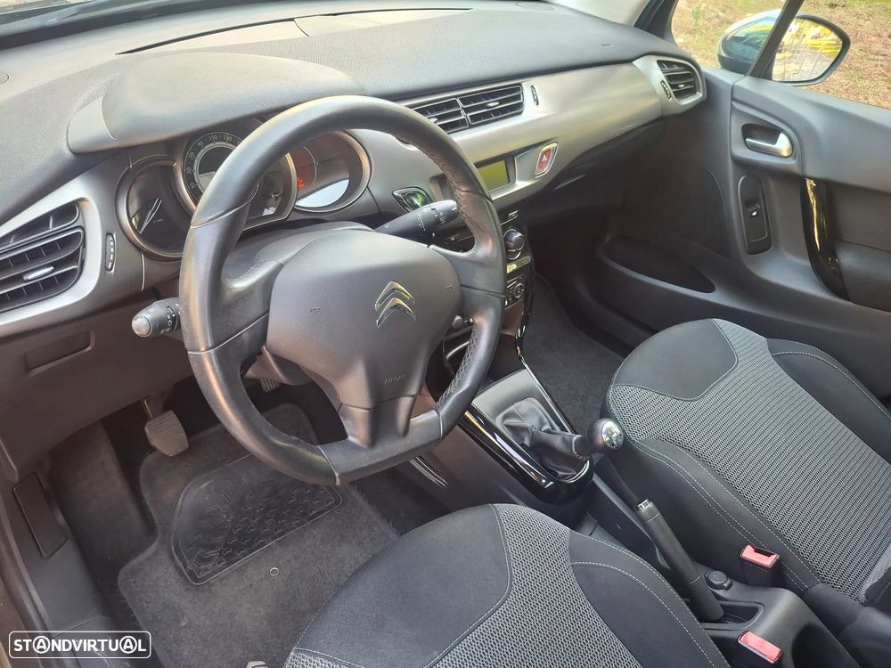 Citroën C3 1.4 HDi Exclusive 99g - 8