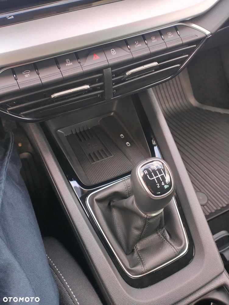 Skoda Octavia 1.5 TSI Selection - 40