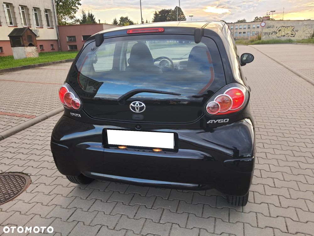Toyota Aygo - 8