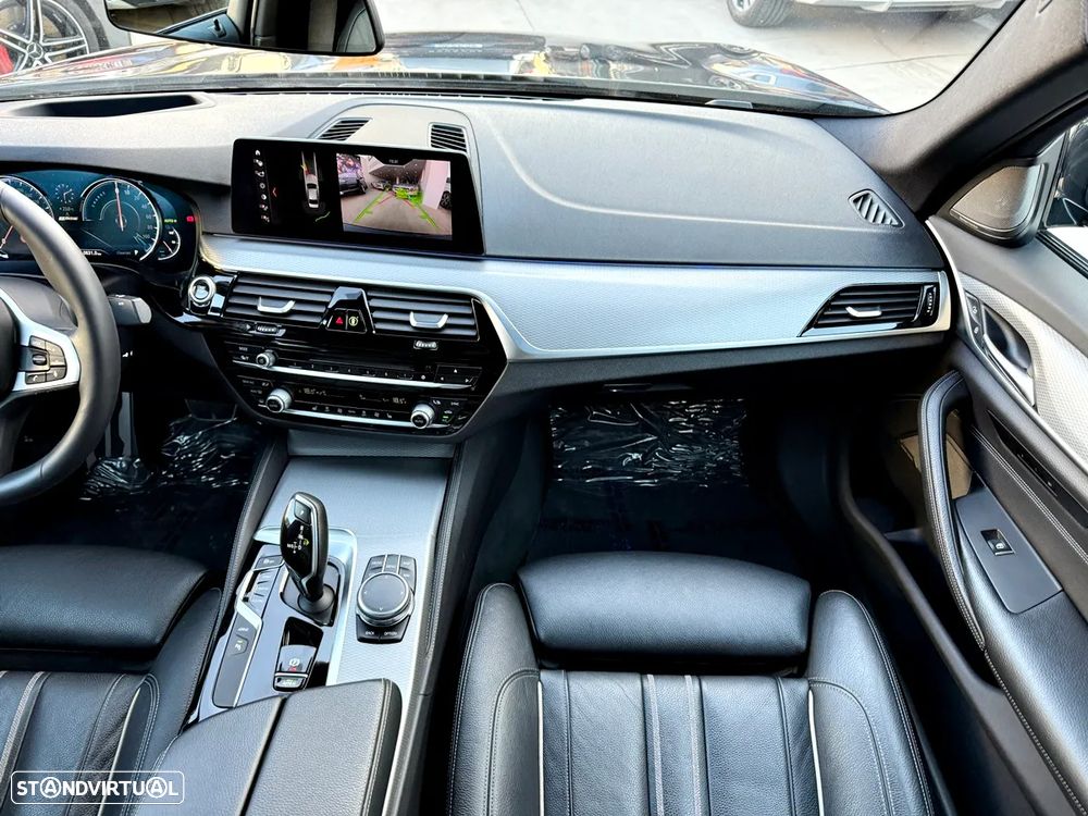 BMW 530 e iPerformance Pack M - 12