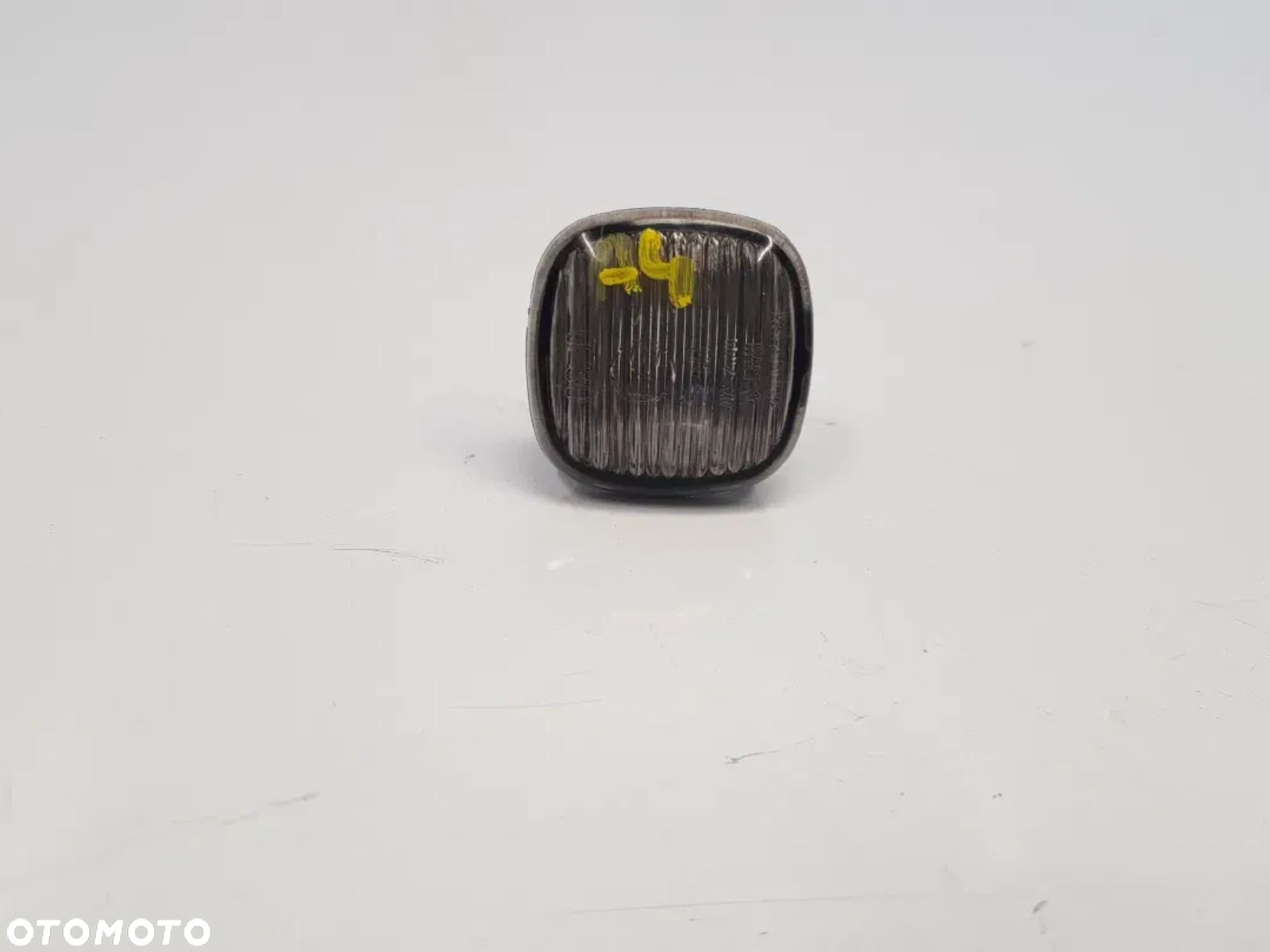 Kierunkowskaz boczny błotnika Audi A4 B5 ks-ad012b - 1